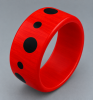 T2 marbled strawberry red bakelite bangle with black dots